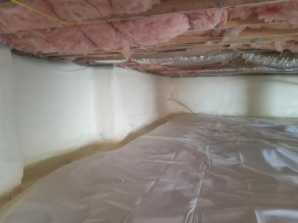 Crawl space encapsulation with closed-cell spray foam for Roof Waterproofing in Ephraim